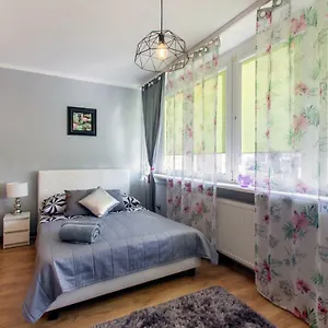 Апартаменты Clicktheflat Golden Terraces